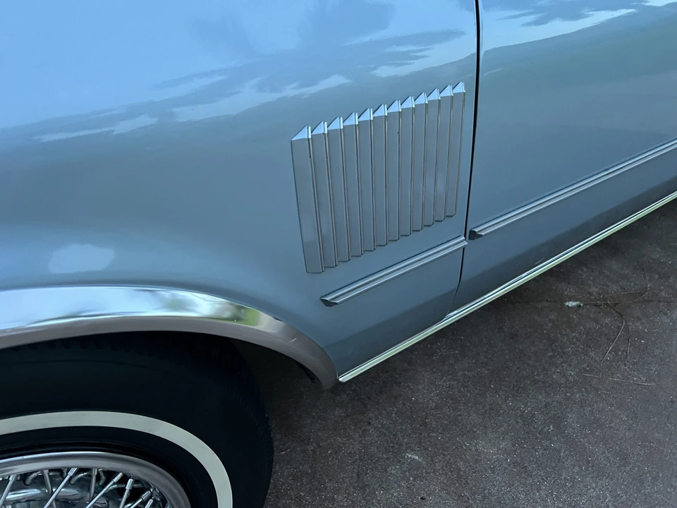 1989 Chrysler New Yorker - Image 19 of 31