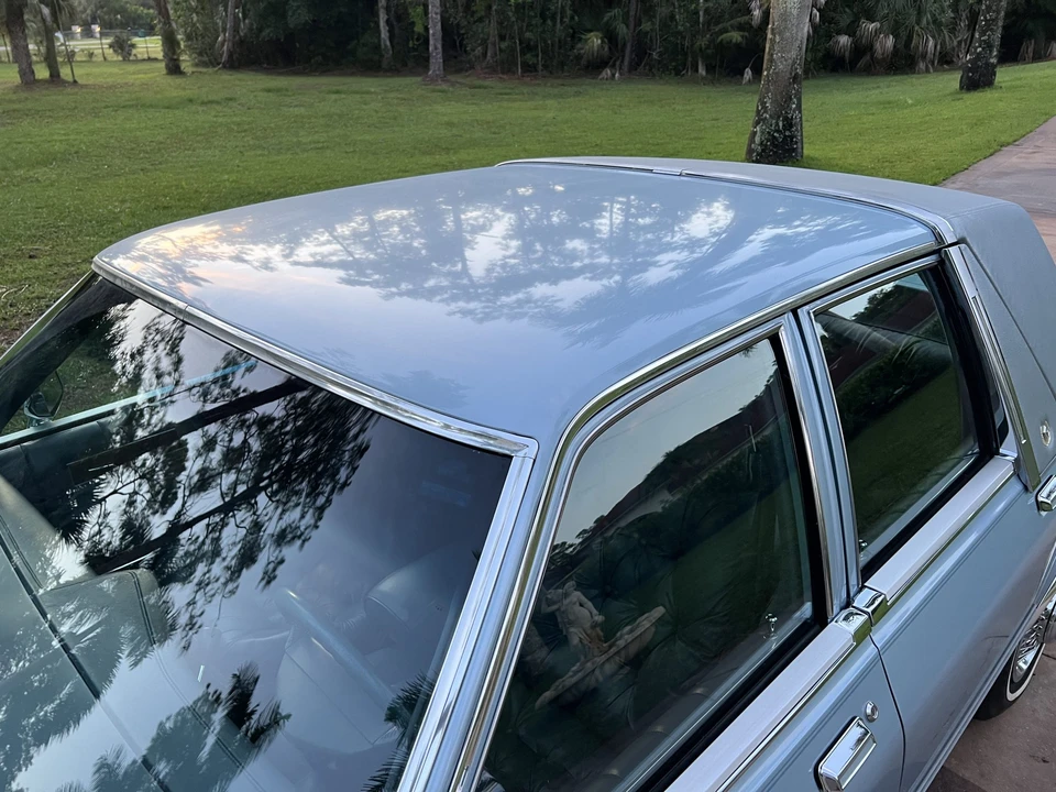 1989 Chrysler New Yorker - Image 22 of 31
