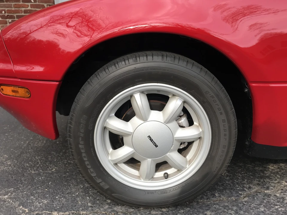 1990 Mazda NA MX-5 Miata - Image 18 of 31
