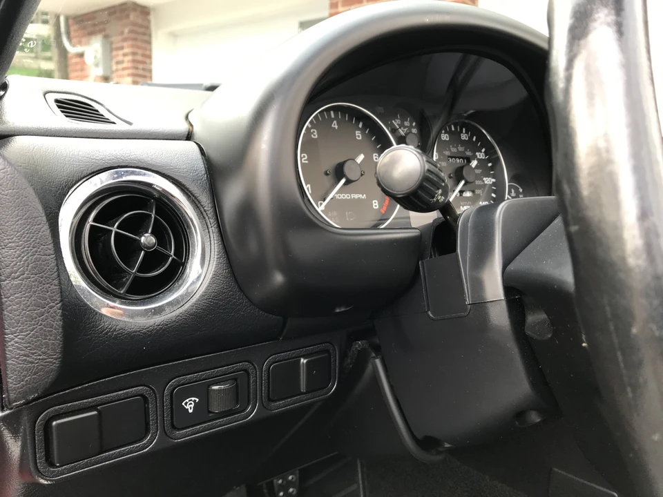 1990 Mazda NA MX-5 Miata - Image 29 of 31