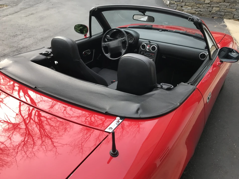 1990 Mazda NA MX-5 Miata - Image 20 of 31