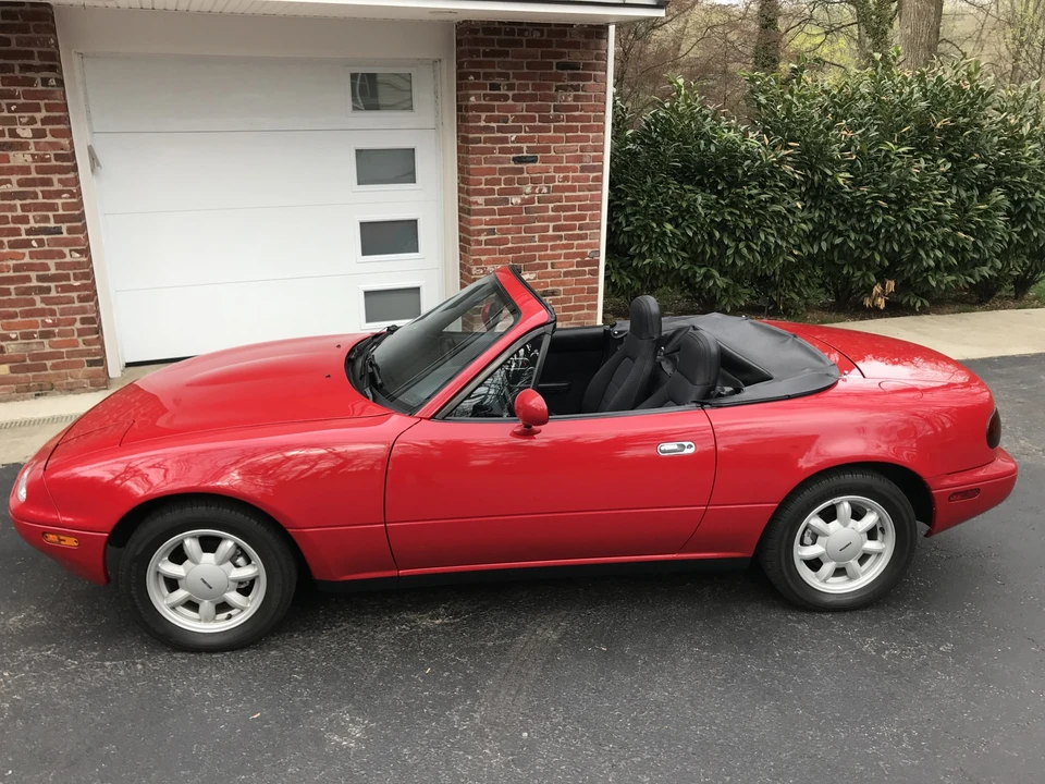 1990 Mazda NA MX-5 Miata - Image 4 of 31