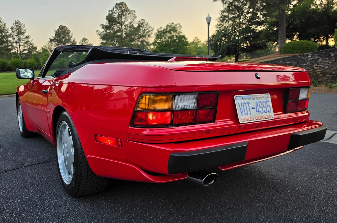 1990 Porsche 944 S2 - Image 8 of 31