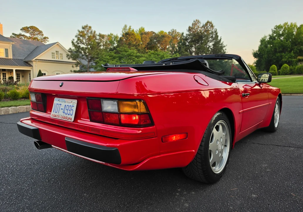 1990 Porsche 944 S2 - Image 16 of 31