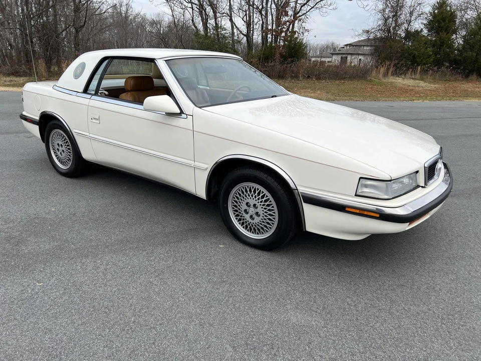 1991 Chrysler TC by Maserati - Image 3 of 31
