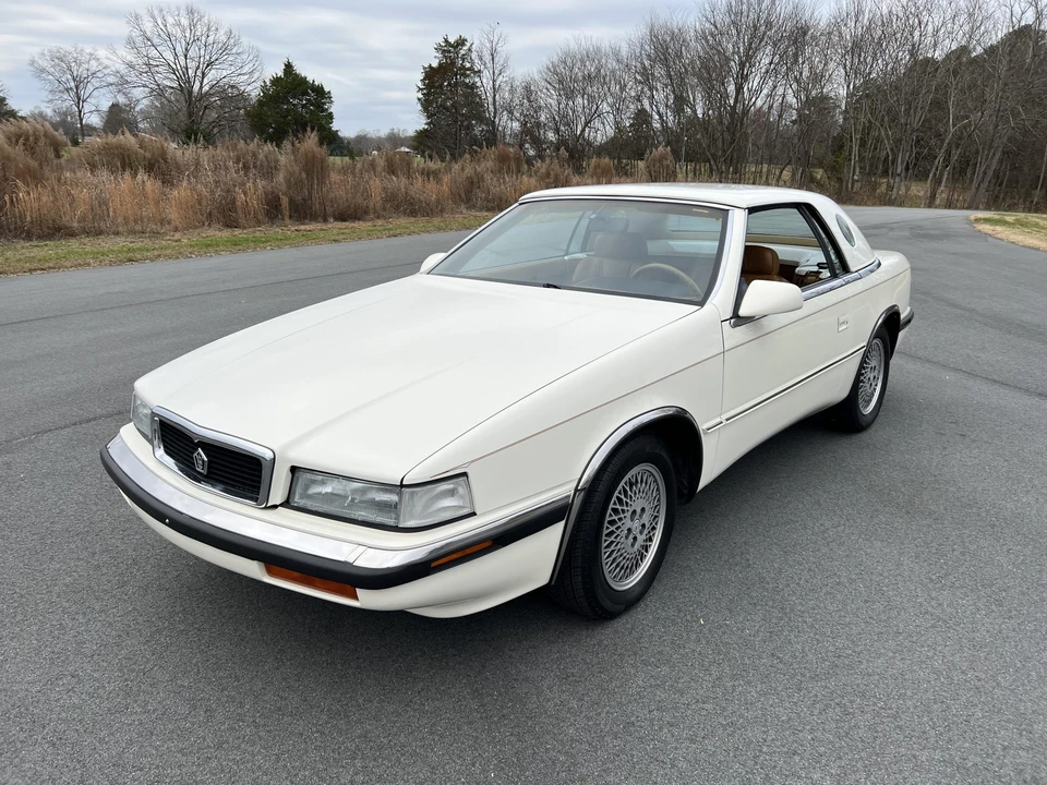 1991 Chrysler TC by Maserati - Image 9 of 31