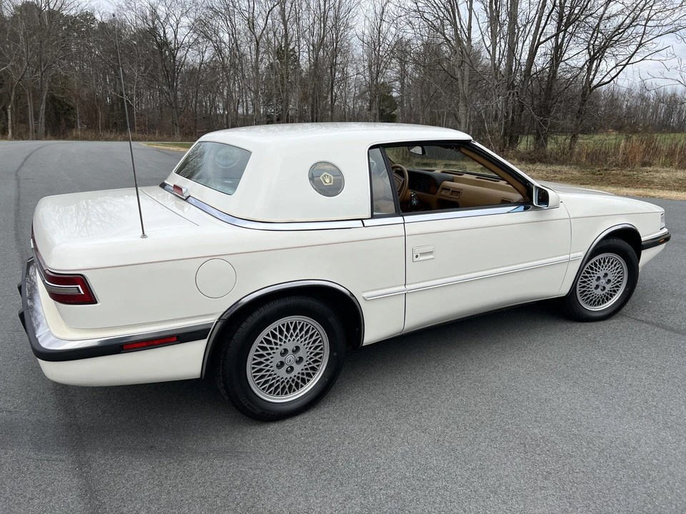 1991 Chrysler TC by Maserati - Image 18 of 31