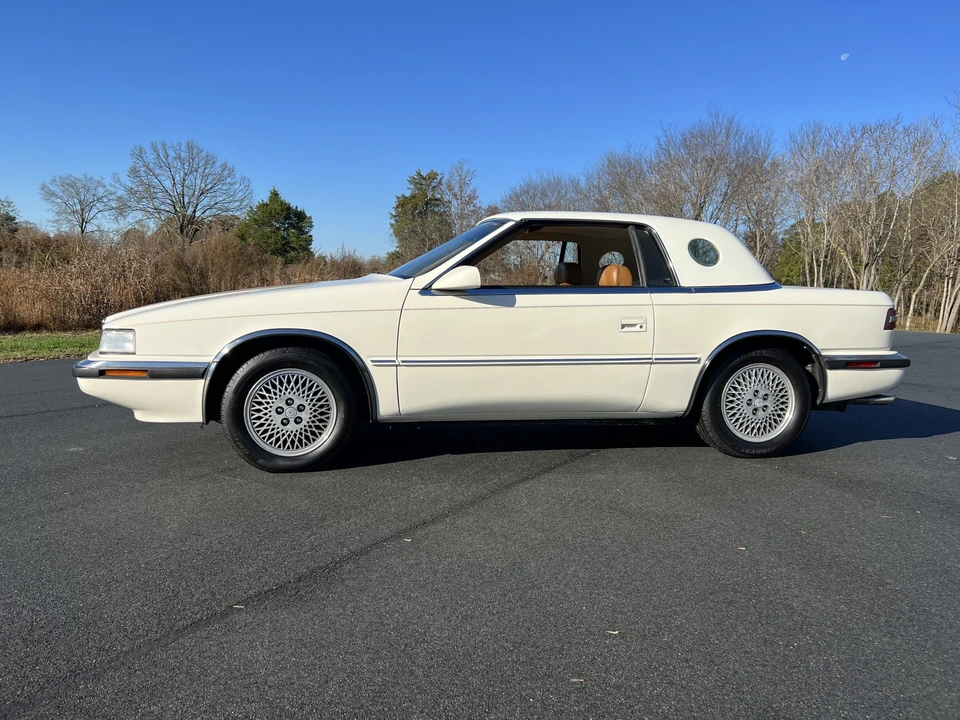 1991 Chrysler TC by Maserati - Image 12 of 31