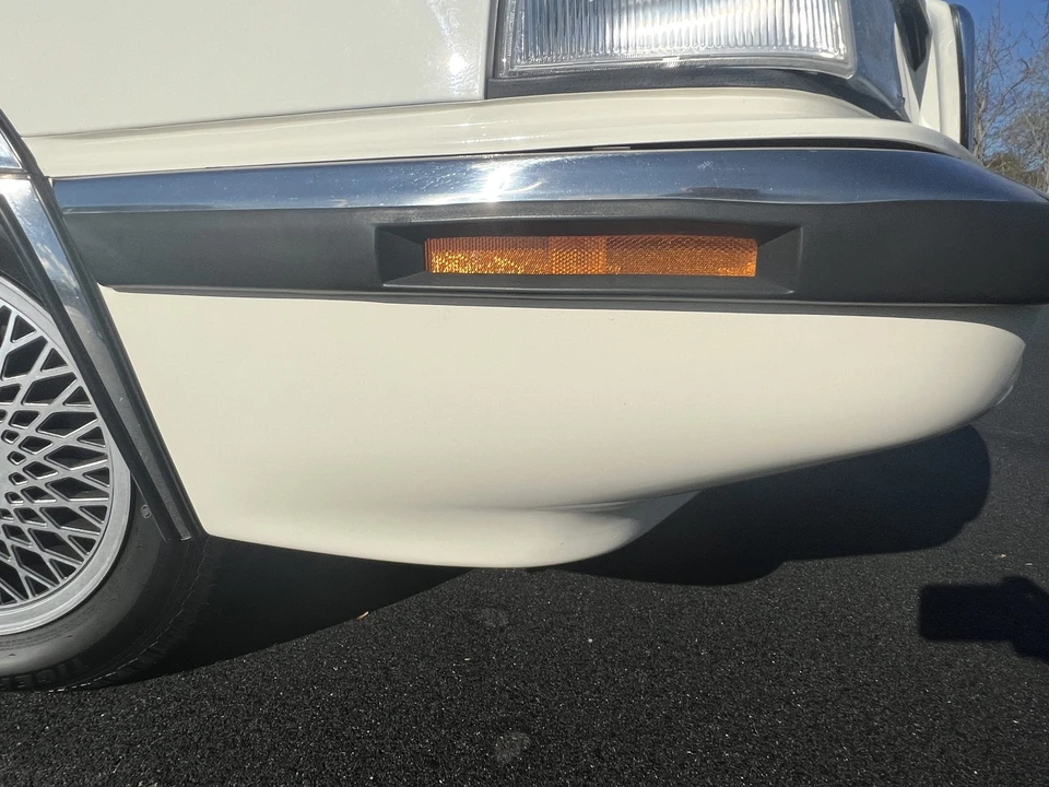 1991 Chrysler TC by Maserati - Image 23 of 31