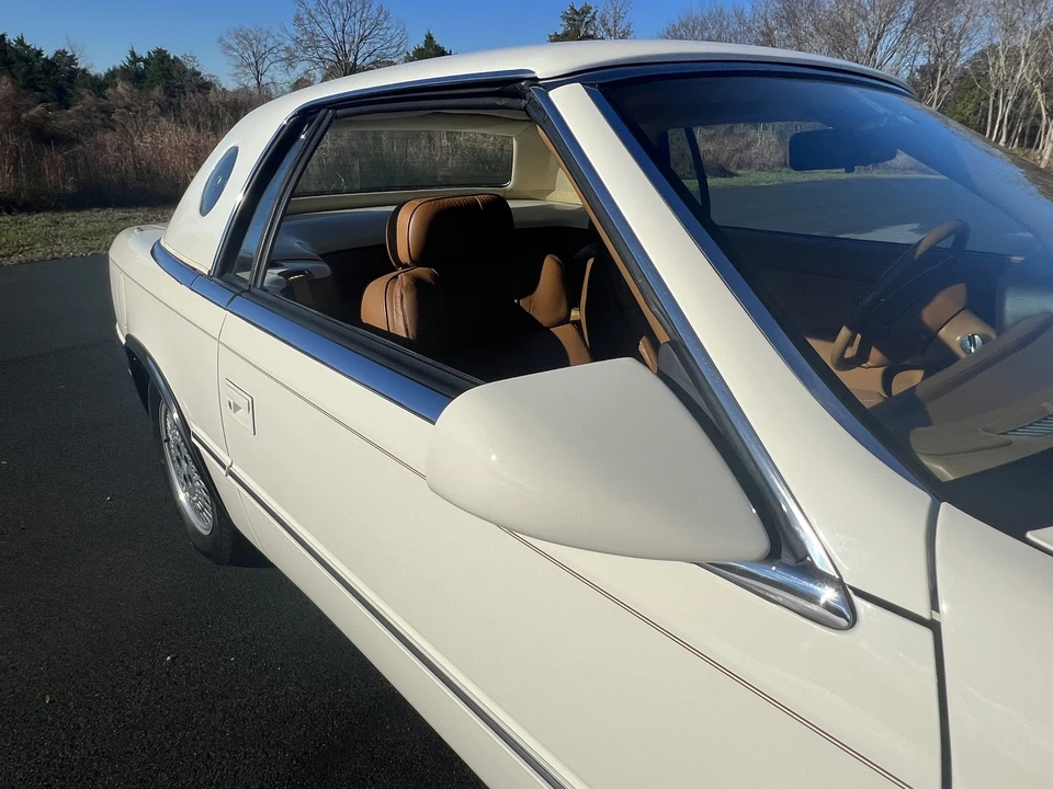 1991 Chrysler TC by Maserati - Image 20 of 31