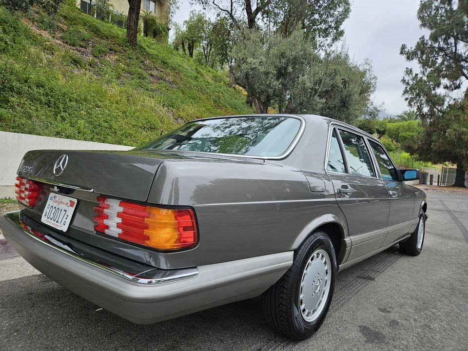 1991 Mercedes-Benz W126 S-Class Sedan - Image 31 of 31