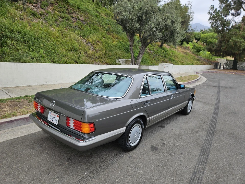 1991 Mercedes-Benz W126 S-Class Sedan - Image 26 of 31