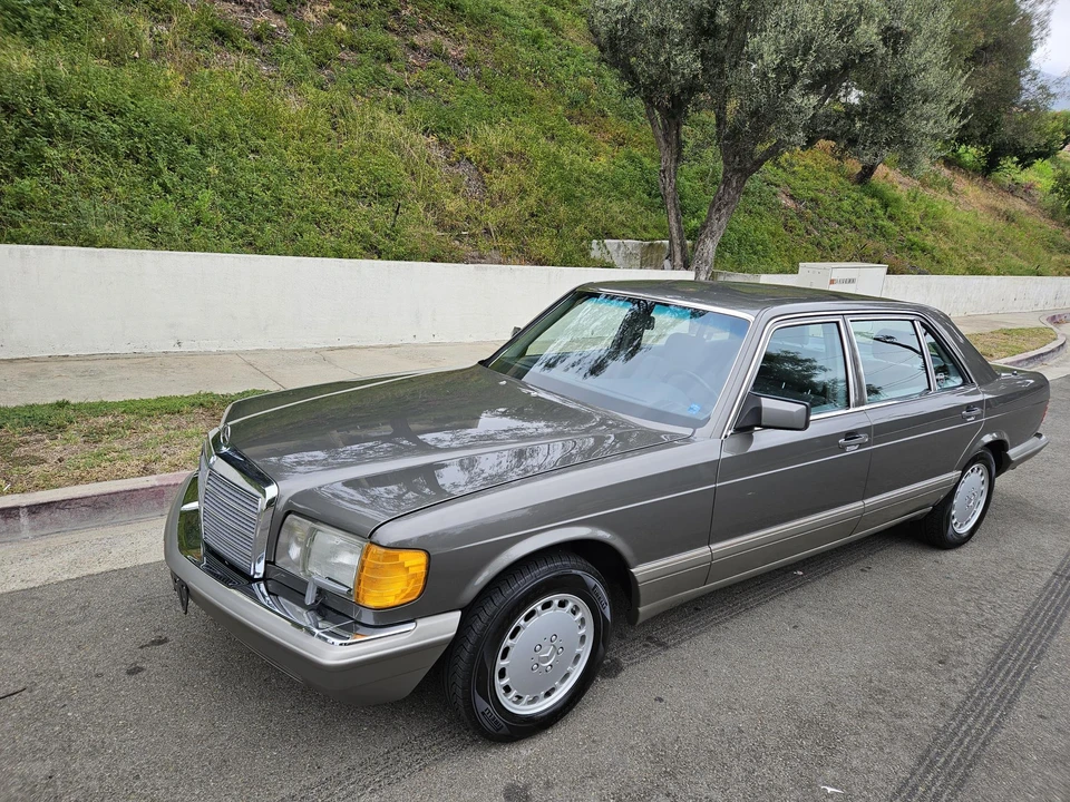 1991 Mercedes-Benz W126 S-Class Sedan - Image 5 of 31