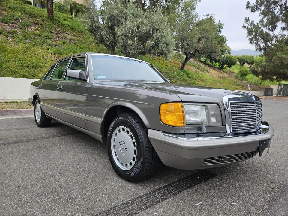 1991 Mercedes-Benz W126 S-Class Sedan - Image 17 of 31