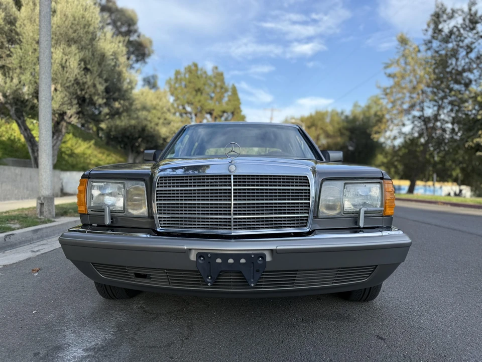 1991 Mercedes-Benz W126 S-Class Sedan - Image 13 of 31