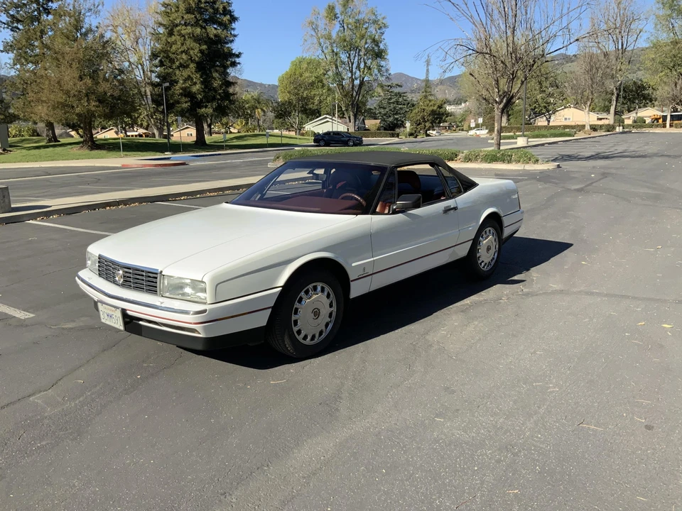 1992 Cadillac Allante - Image 13 of 31