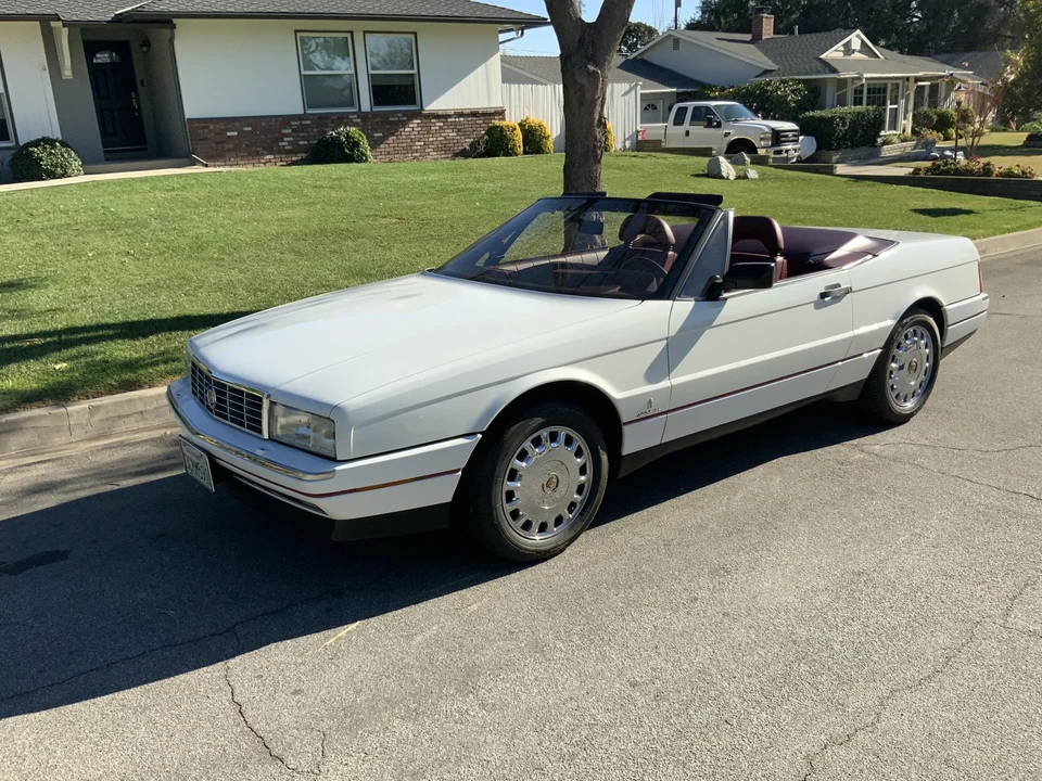 1992 Cadillac Allante - Image 31 of 31