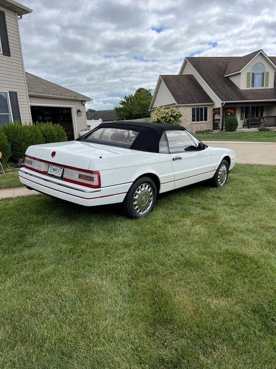 1992 Cadillac Allante - Image 7 of 31