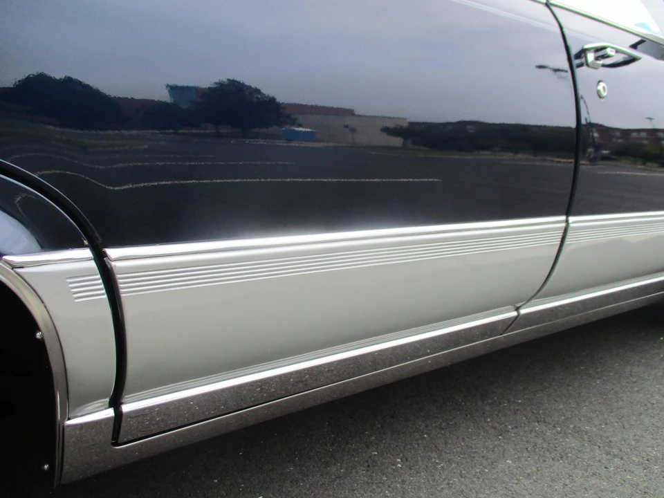 1992 Cadillac Brougham - Image 16 of 31