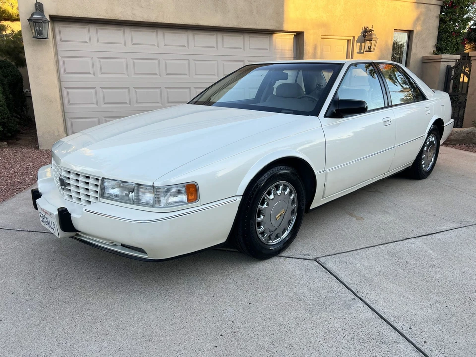 1992 Cadillac Seville - Image 2 of 31
