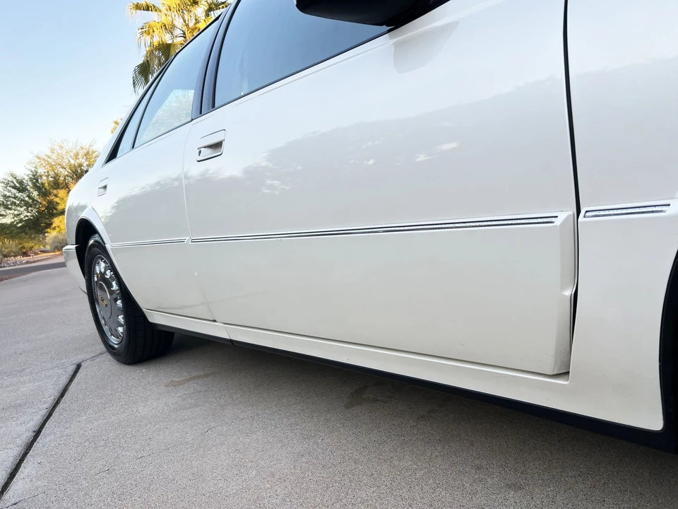 1992 Cadillac Seville - Image 30 of 31