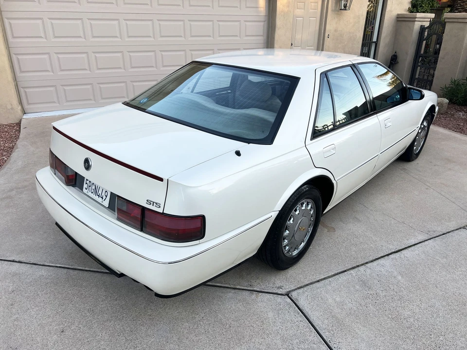1992 Cadillac Seville - Image 15 of 31