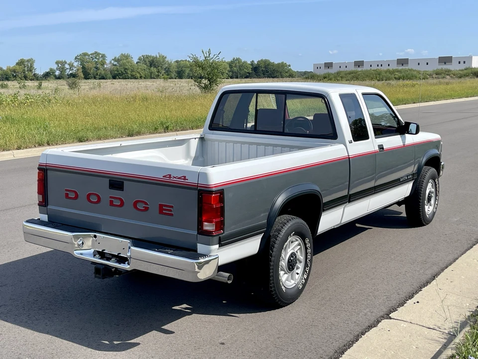 1992 Dodge Dakota 1st Gen - Image 30 of 31