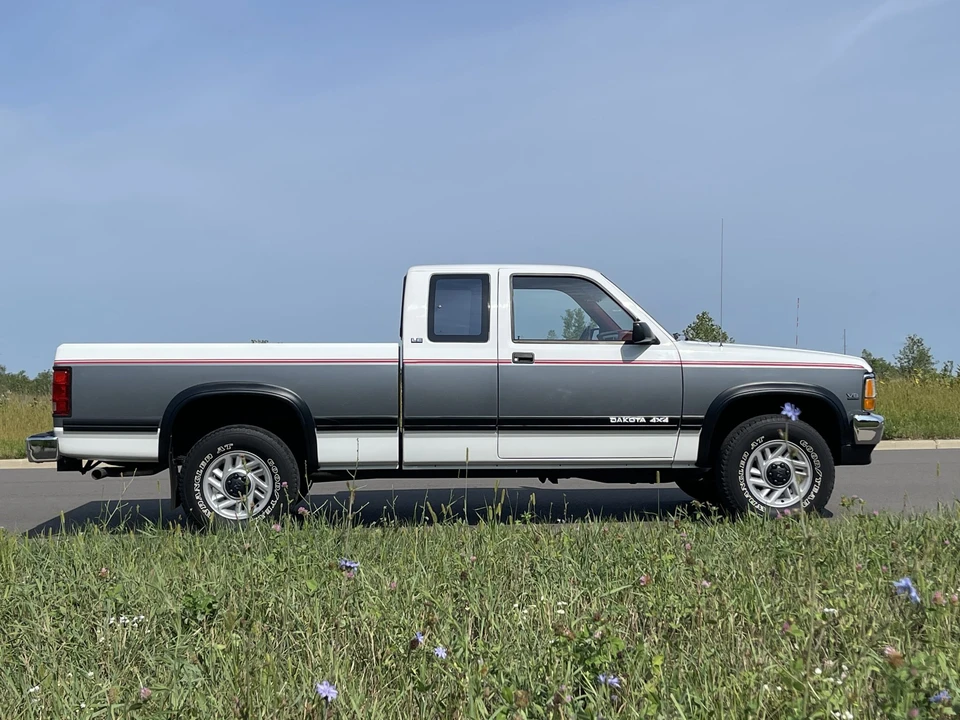 1992 Dodge Dakota 1st Gen - Image 28 of 31