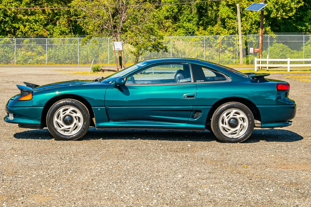 1992 Dodge Stealth - Image 8 of 31