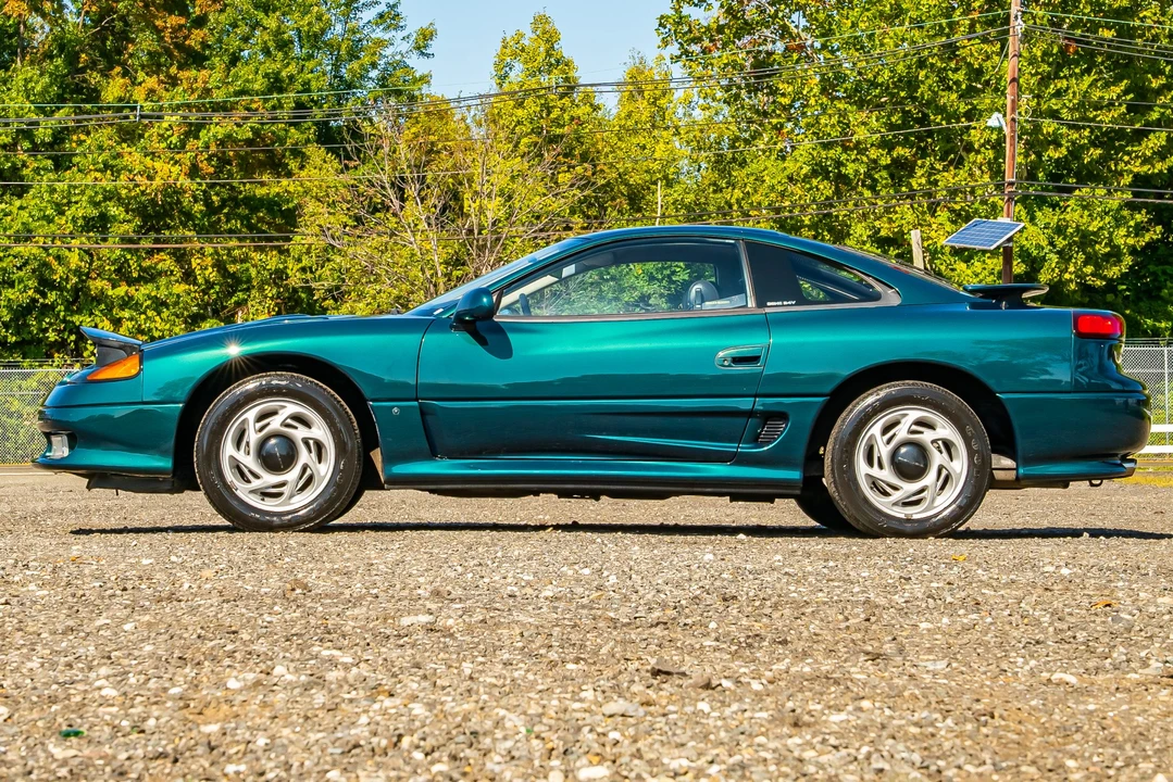 1992 Dodge Stealth - Image 9 of 31