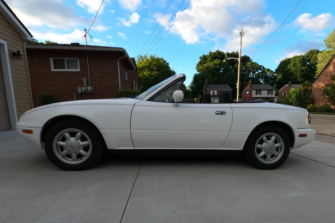 1992 Mazda NA MX-5 Miata - Image 7 of 31