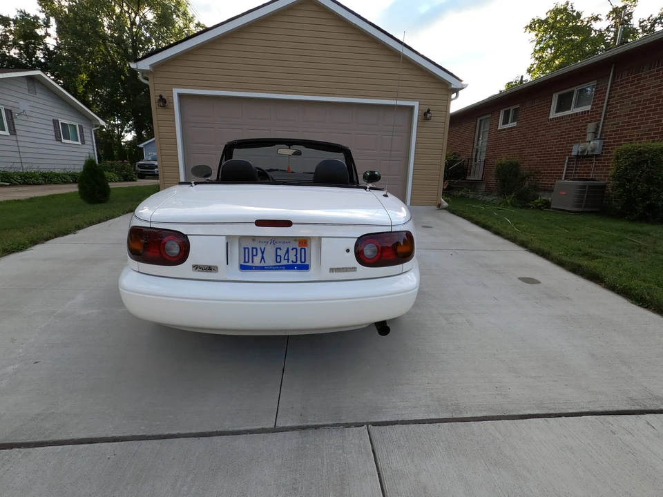 1992 Mazda NA MX-5 Miata - Image 13 of 31