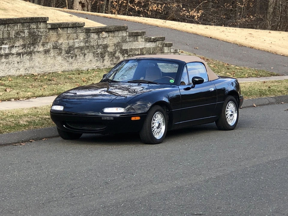 1992 Mazda NA MX-5 Miata - Image 5 of 31