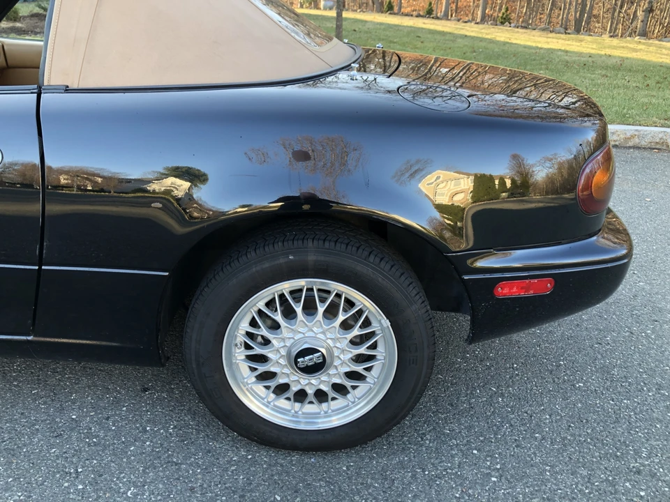 1992 Mazda NA MX-5 Miata - Image 25 of 31