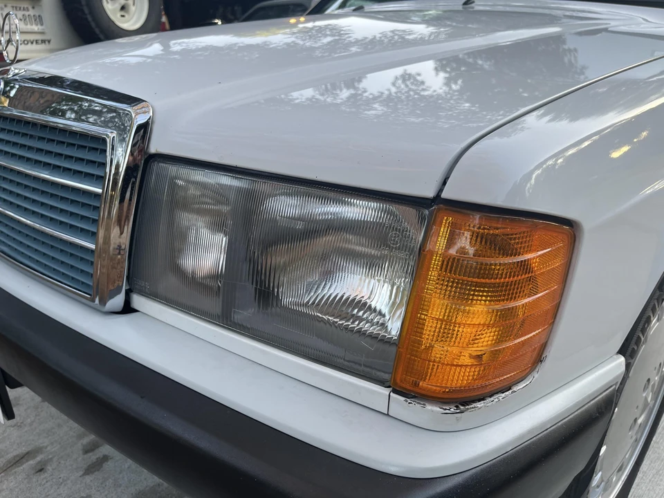 1992 Mercedes-Benz 190E - Image 26 of 31