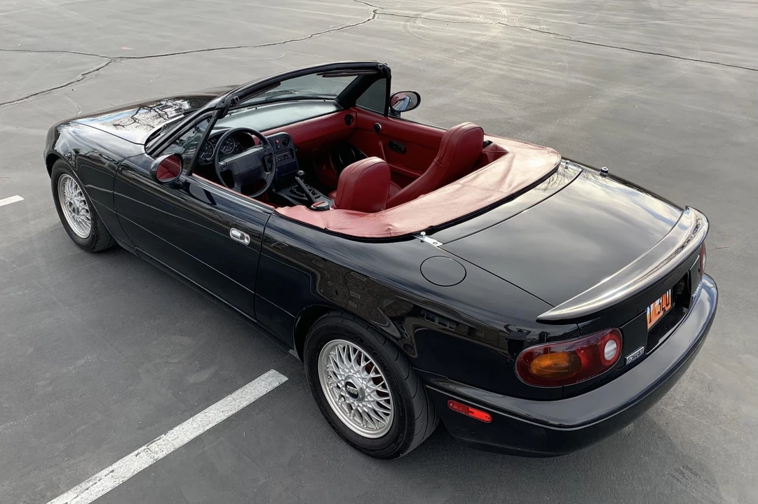 1993 Mazda NA MX-5 Miata - Image 28 of 31