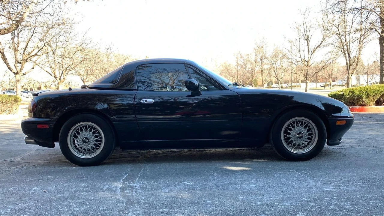 1993 Mazda NA MX-5 Miata - Image 22 of 31