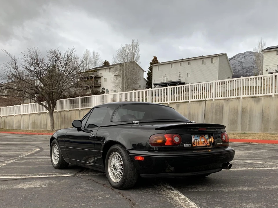 1993 Mazda NA MX-5 Miata - Image 5 of 31