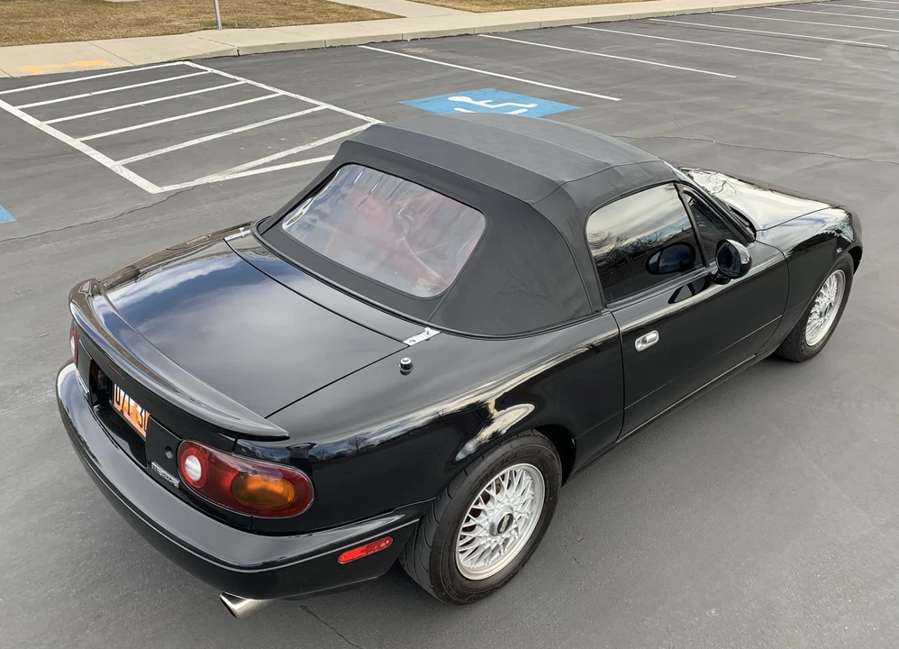 1993 Mazda NA MX-5 Miata - Image 25 of 31