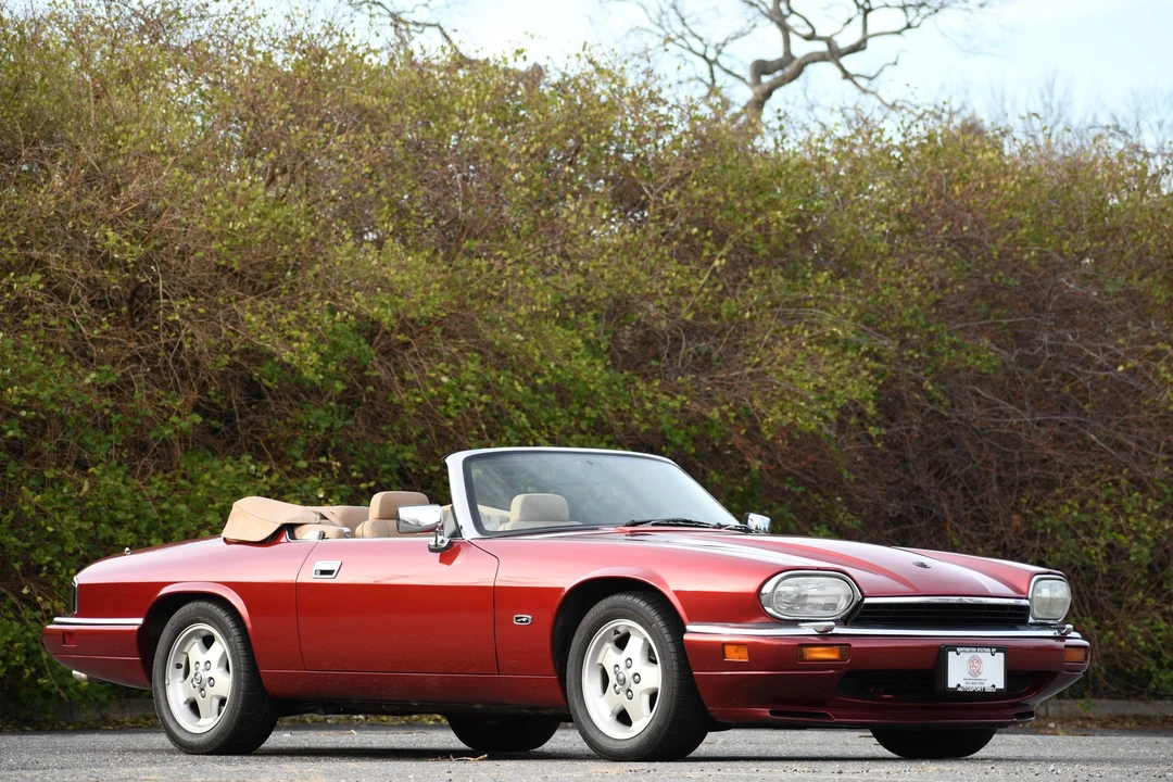 1994 Jaguar XJS Convertible - Image 2 of 31