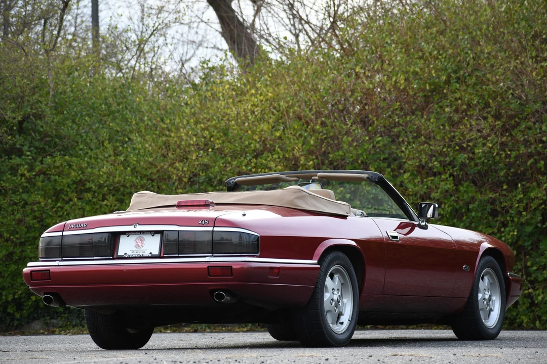 1994 Jaguar XJS Convertible - Image 10 of 31