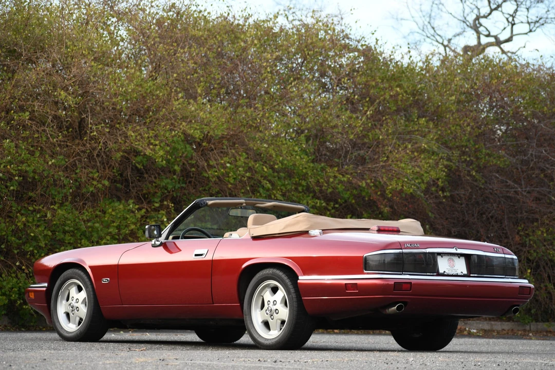 1994 Jaguar XJS Convertible - Image 8 of 31