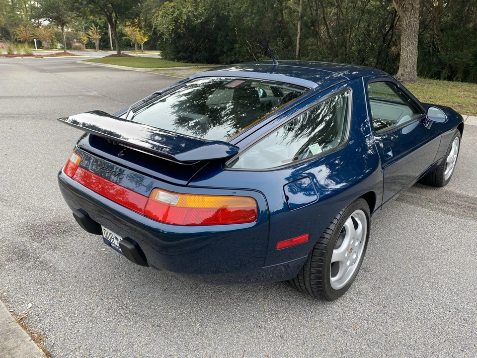 1994 Porsche 928 GTS - Image 12 of 31