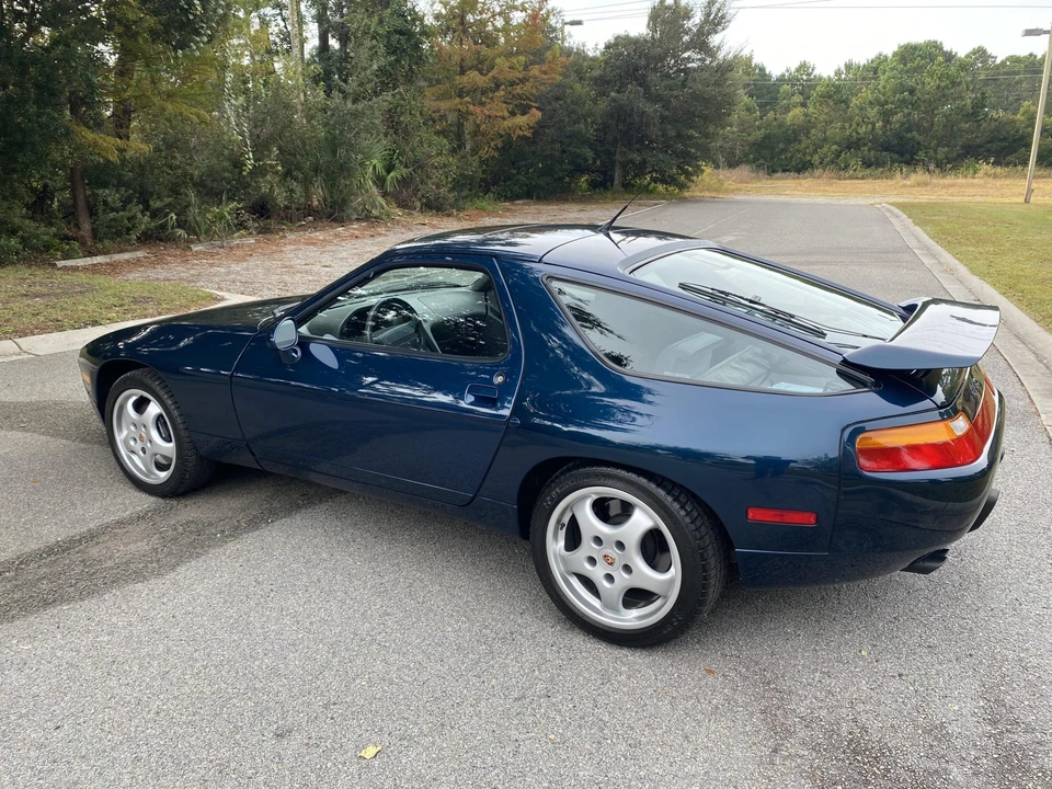 1994 Porsche 928 GTS - Image 7 of 31