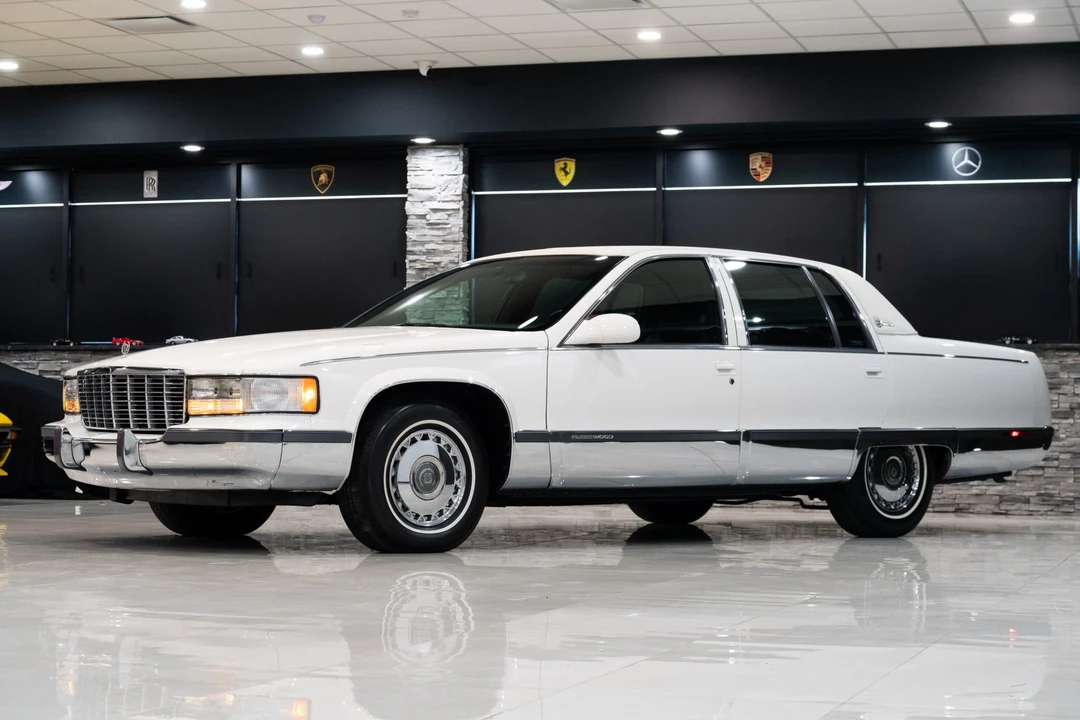 1995 Cadillac Fleetwood - Image 22 of 31