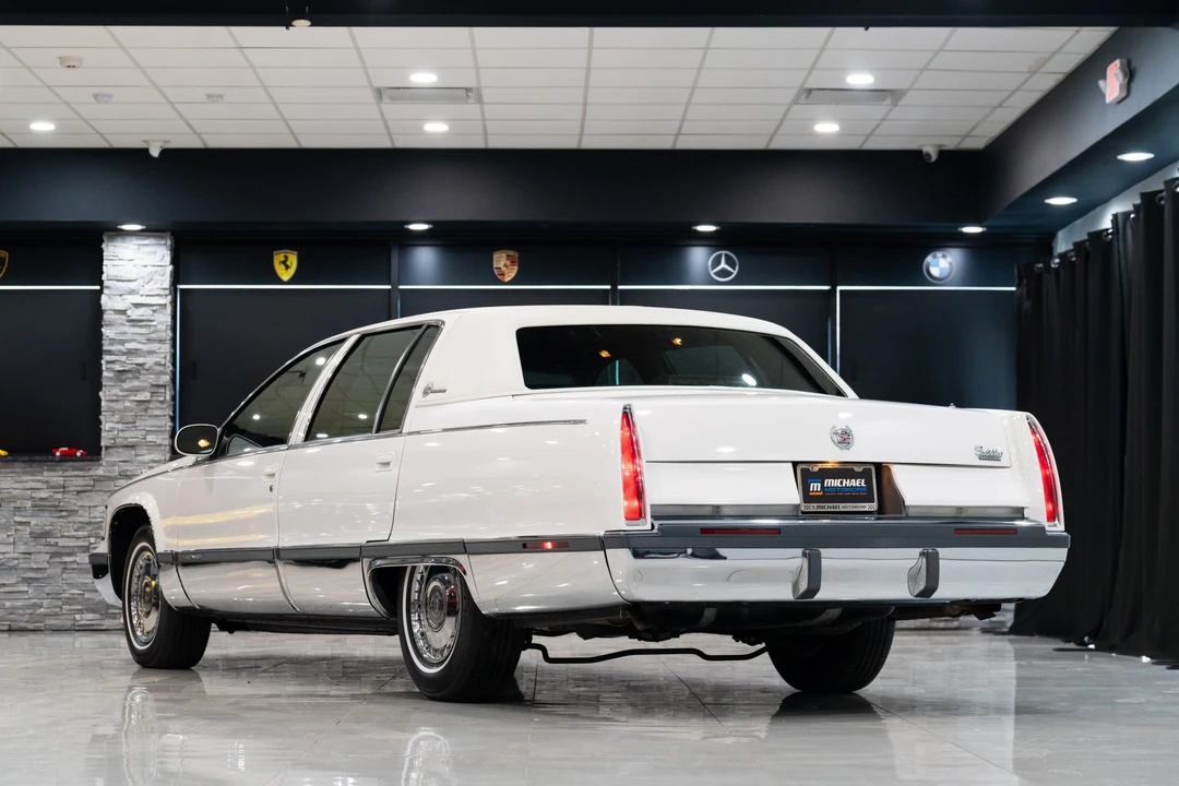 1995 Cadillac Fleetwood - Image 31 of 31