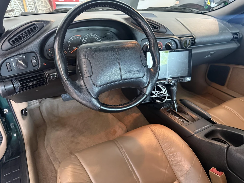 1995 Chevrolet Camaro - Image 27 of 31