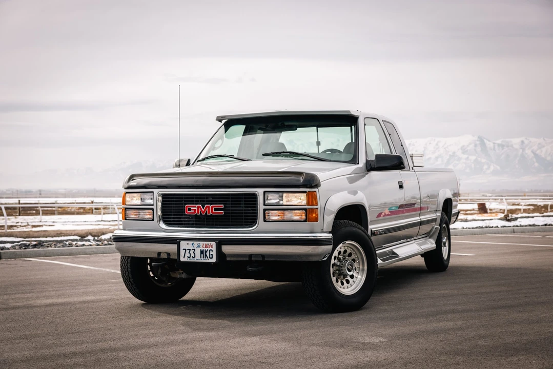 1995 GMC Sierra 1st Gen - Image 3 of 31