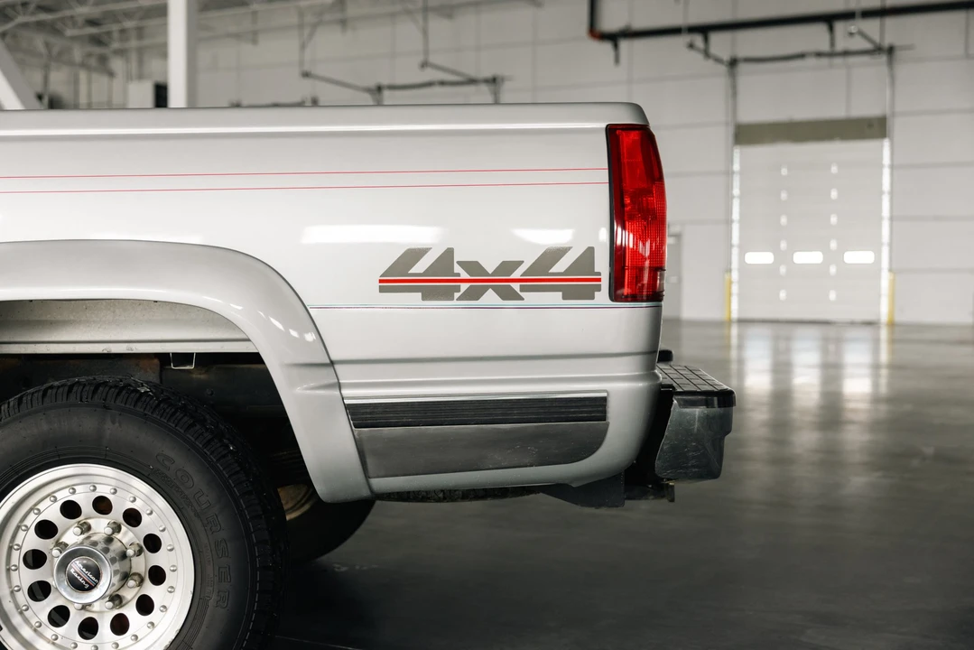 1995 GMC Sierra 1st Gen - Image 16 of 31