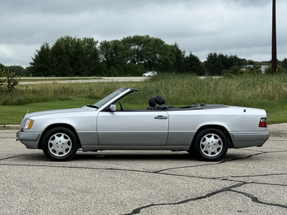1995 Mercedes-Benz W124 E-Class - Image 18 of 31